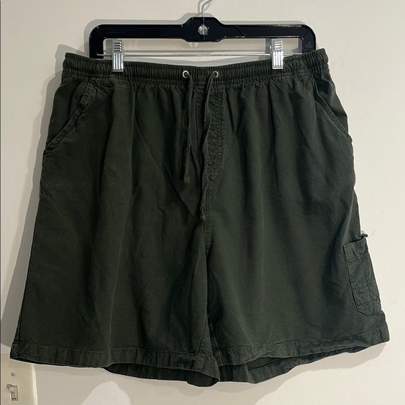 Cappagallo men’s Green Cargo Shorts XL. I-25 - Picture 1 of 6